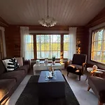 Kantolammen Moekki 66m2,puusauna Ja Palju-extra Chalet
